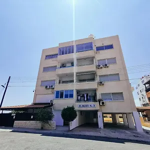 https://mackenzie-seaview-paradise.larnacahotels.org